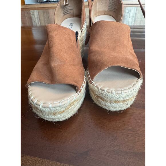 JustFab Espadrille Wedge Brown Peep Toe Sandals Size 9 - Picture 4 of 9